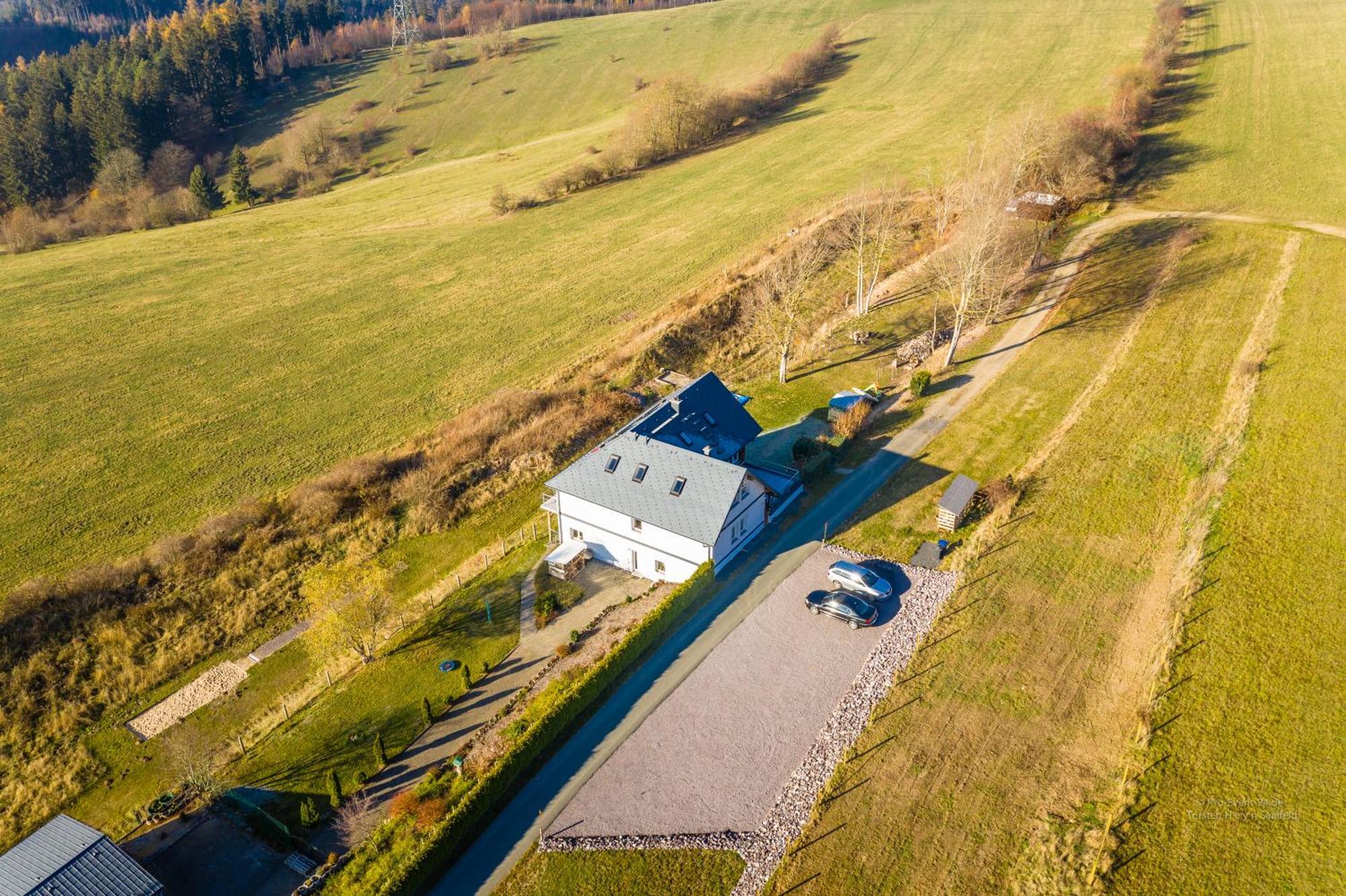 Ferienwohnung Fuchsbau Im Eg Des Ferienhauses Falkenhoehe Oberweißbach 外观 照片